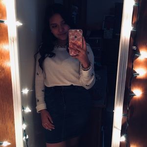 Meet your Posher, Prisila